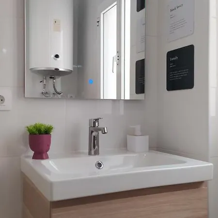 Appartement Sherryflat Fontana *